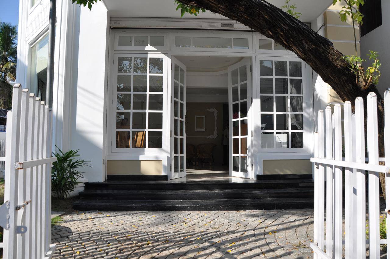 Hotel Daffodils Spice Court Kochi Zewnętrze zdjęcie