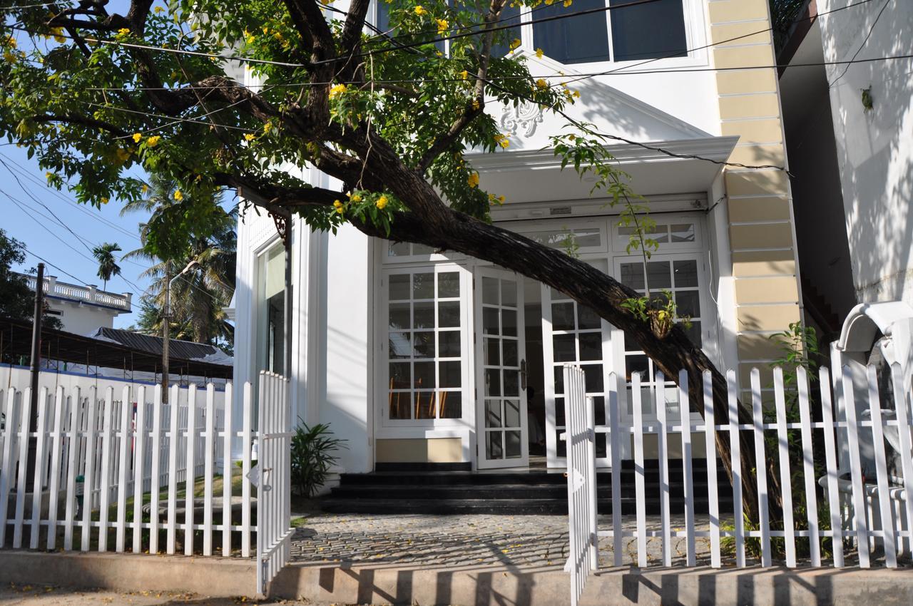 Hotel Daffodils Spice Court Kochi Zewnętrze zdjęcie