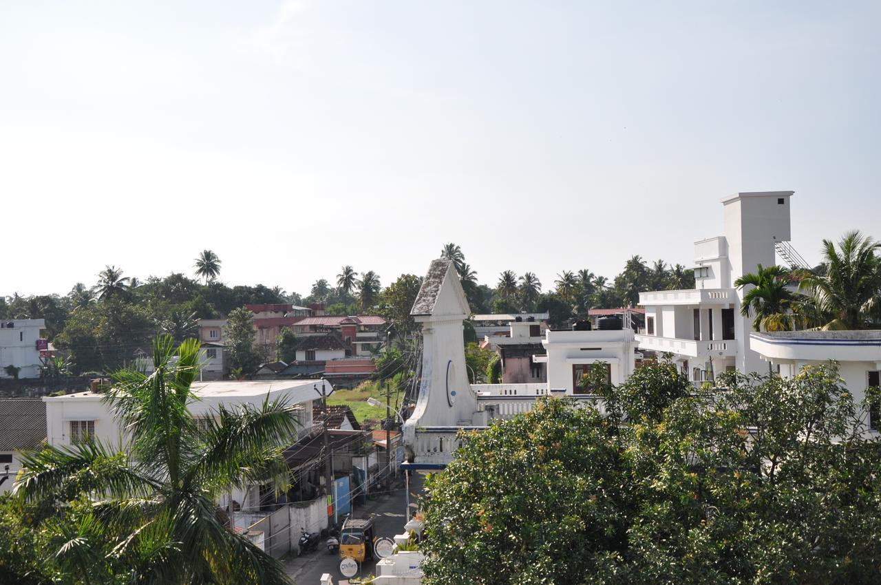 Hotel Daffodils Spice Court Kochi Zewnętrze zdjęcie
