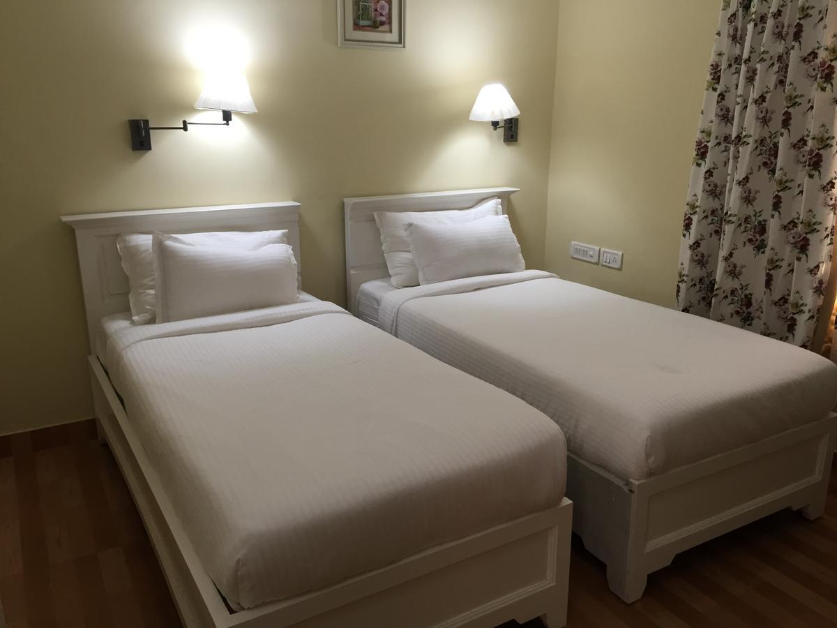 Hotel Daffodils Spice Court Kochi Zewnętrze zdjęcie