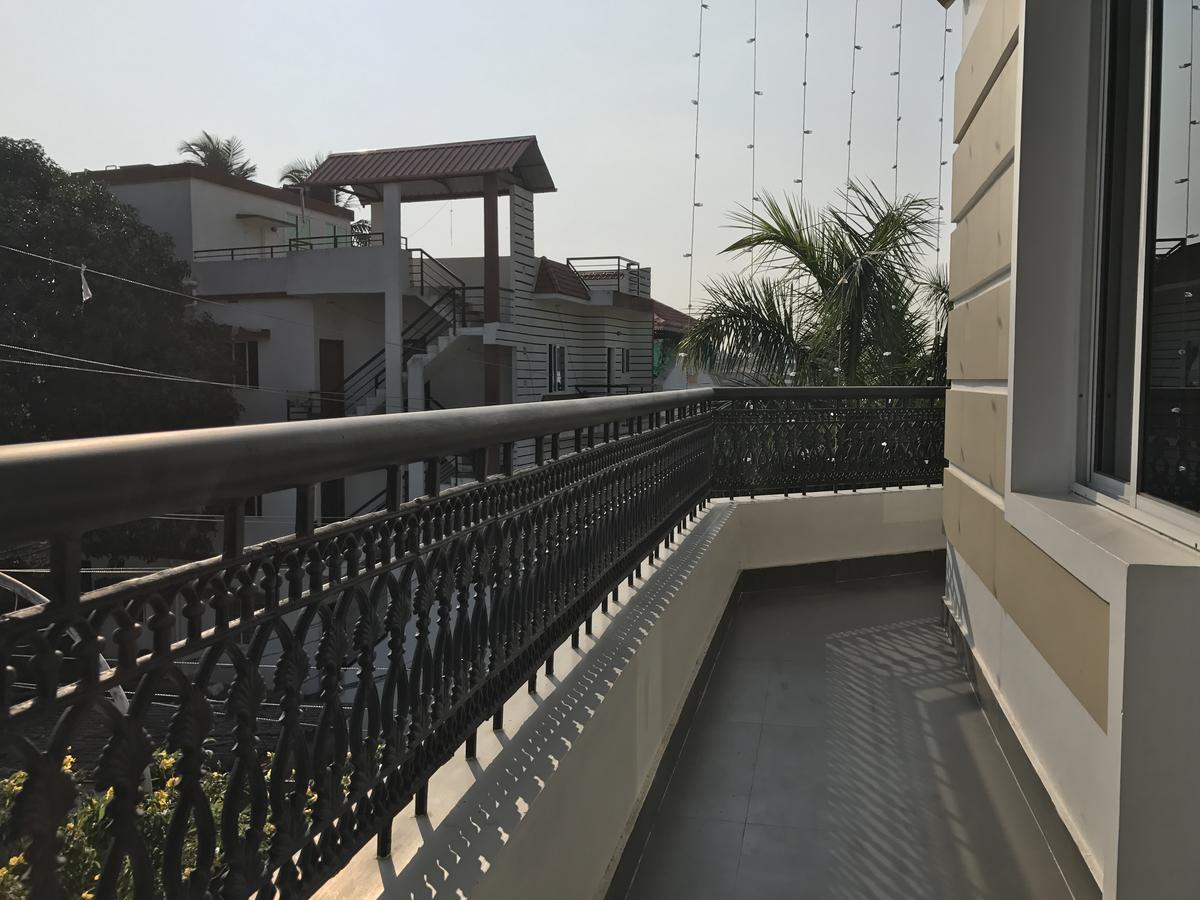 Hotel Daffodils Spice Court Kochi Zewnętrze zdjęcie